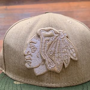 New Era Chicago Blackhawks Fitted cap 7 5/8 USED